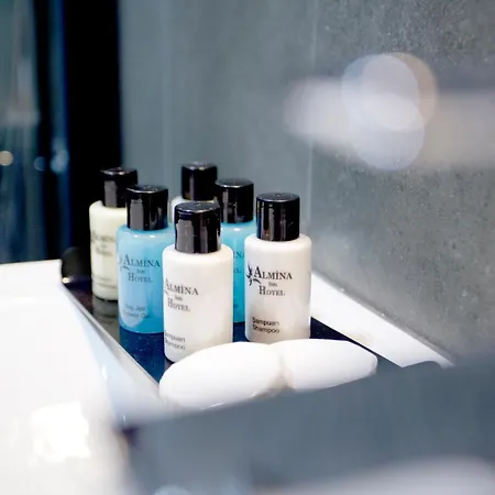 酒店 Almina