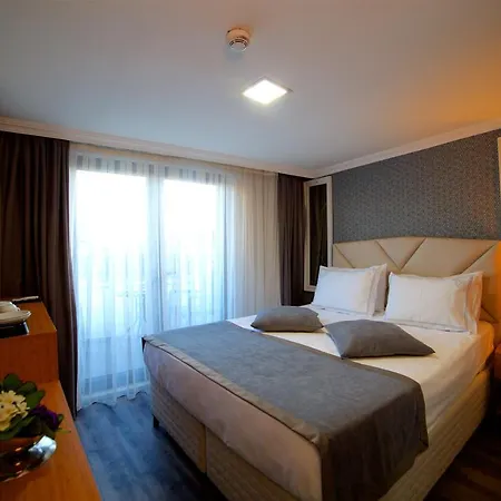 Almina Κωνσταντινούπολη