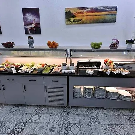 Almina Hotel 3*