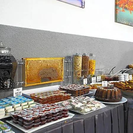 Hotel Almina