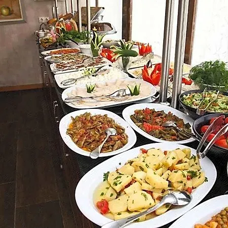 Almina Hotel 3*