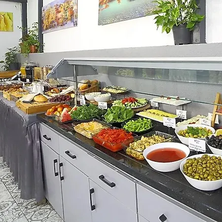 Almina Hotel