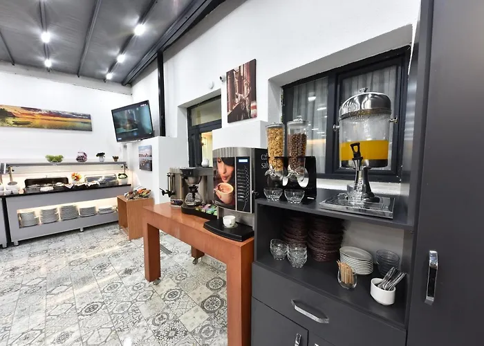 Отель Almina Стамбул