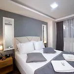Almina Hotel