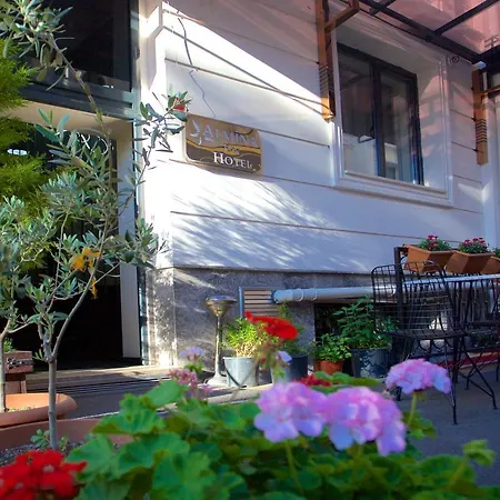 Almina Hotel